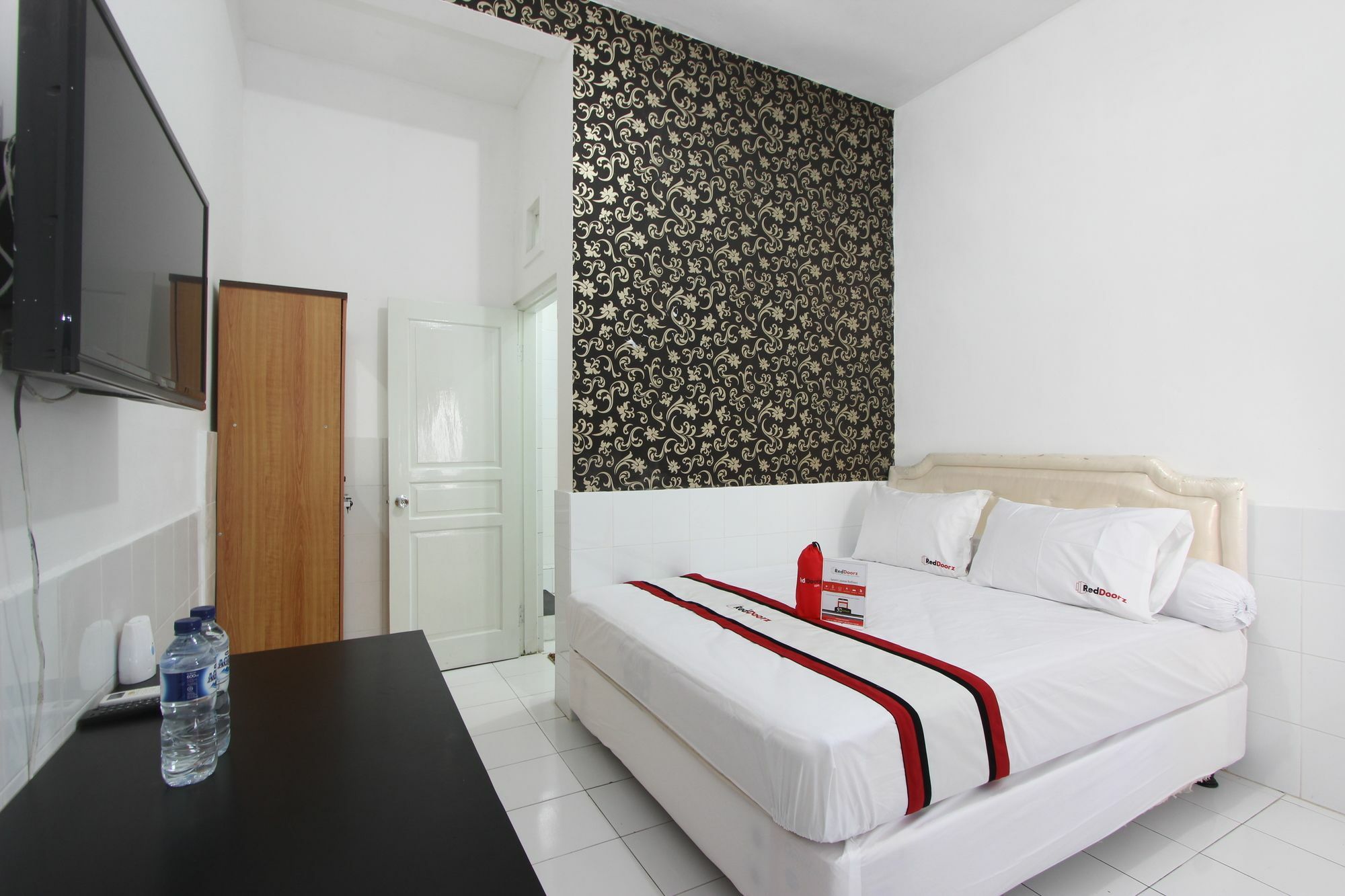 Reddoorz Near Gejayan Kejayan Exterior foto