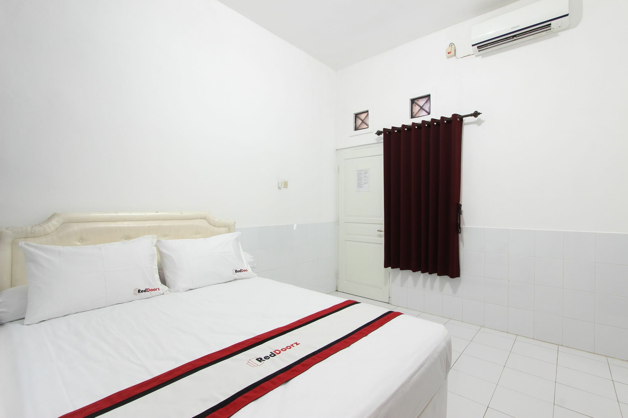 Reddoorz Near Gejayan Kejayan Exterior foto